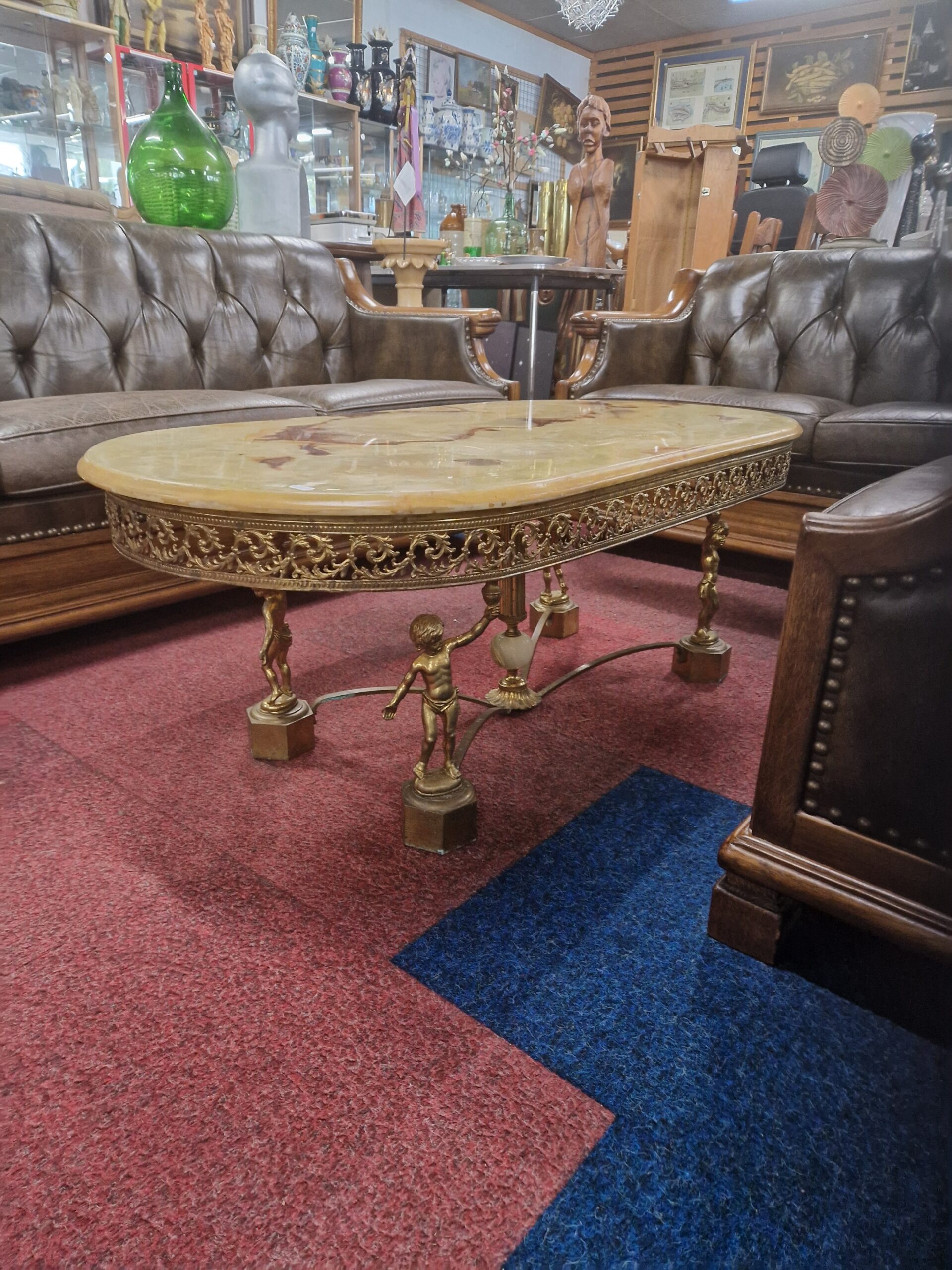 Klassieke barok salontafel met marmerlook blad en cherubijntjes - Afbeelding 3
