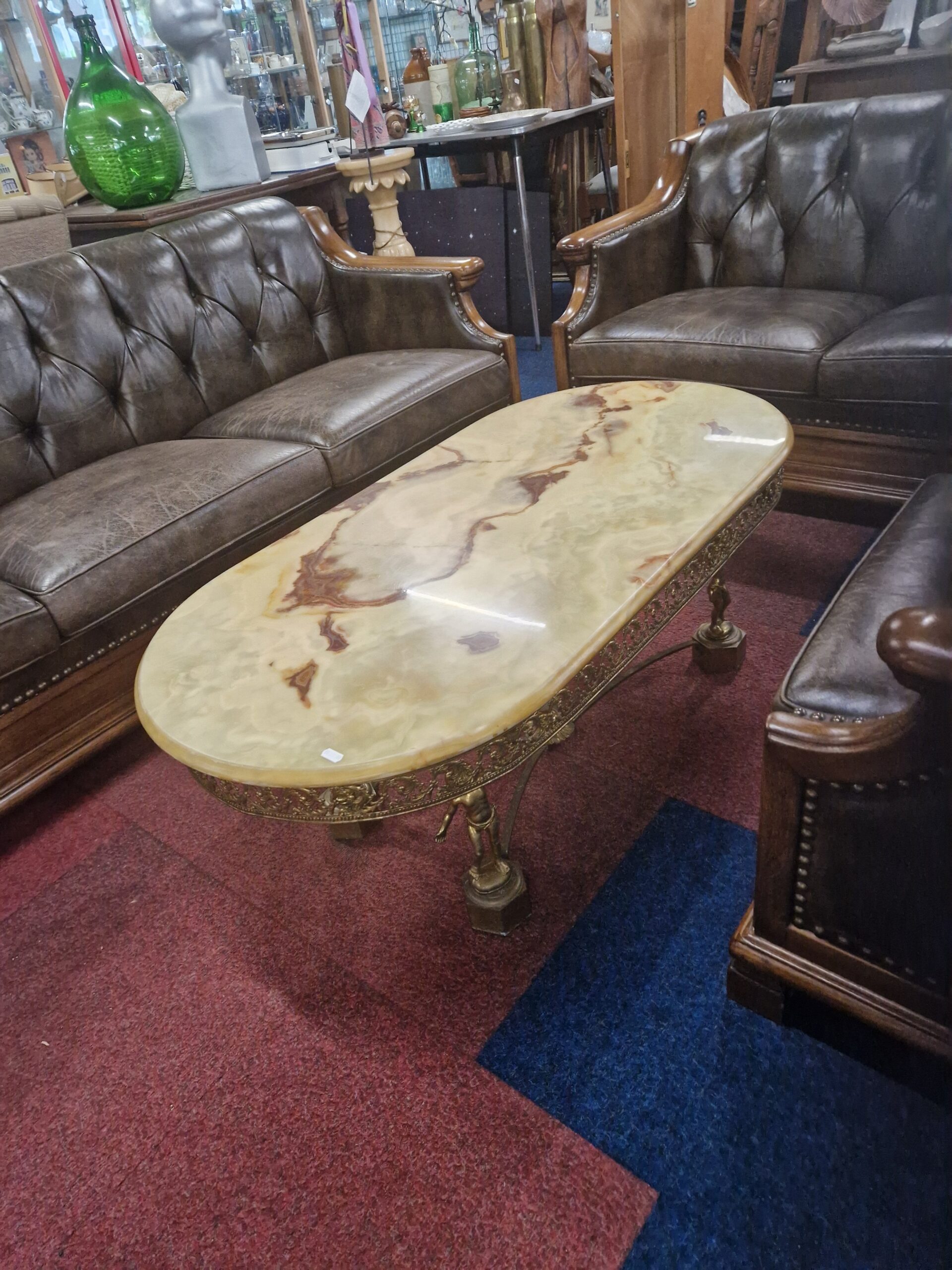 Klassieke barok salontafel met marmerlook blad en cherubijntjes - Afbeelding 2