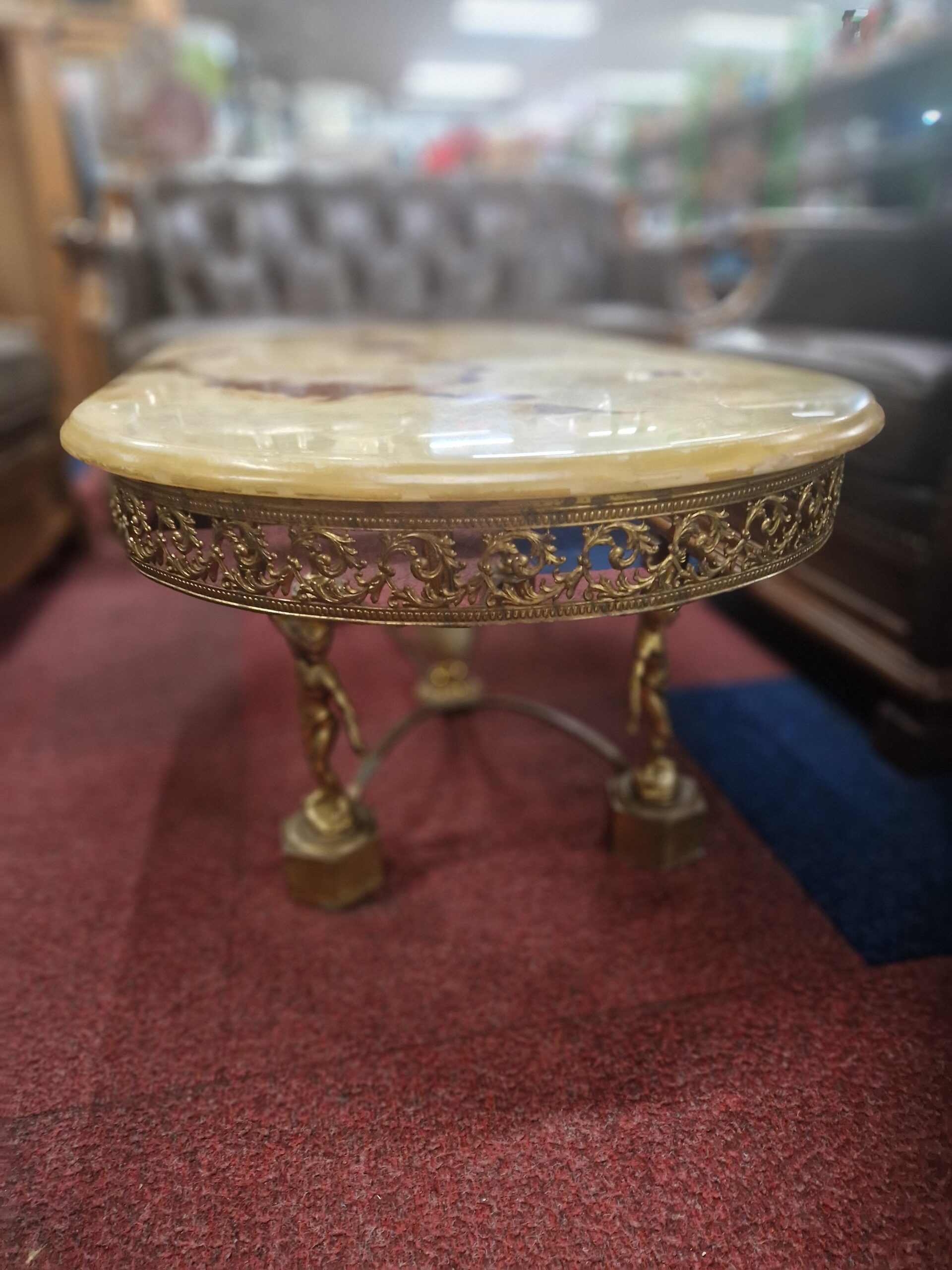 Klassieke barok salontafel met marmerlook blad en cherubijntjes - Afbeelding 4