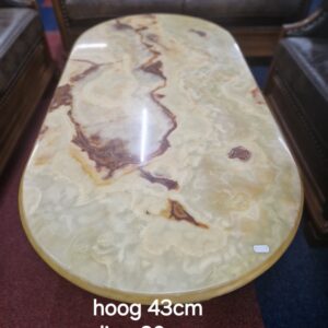 Klassieke barok salontafel met marmerlook blad en cherubijntjes