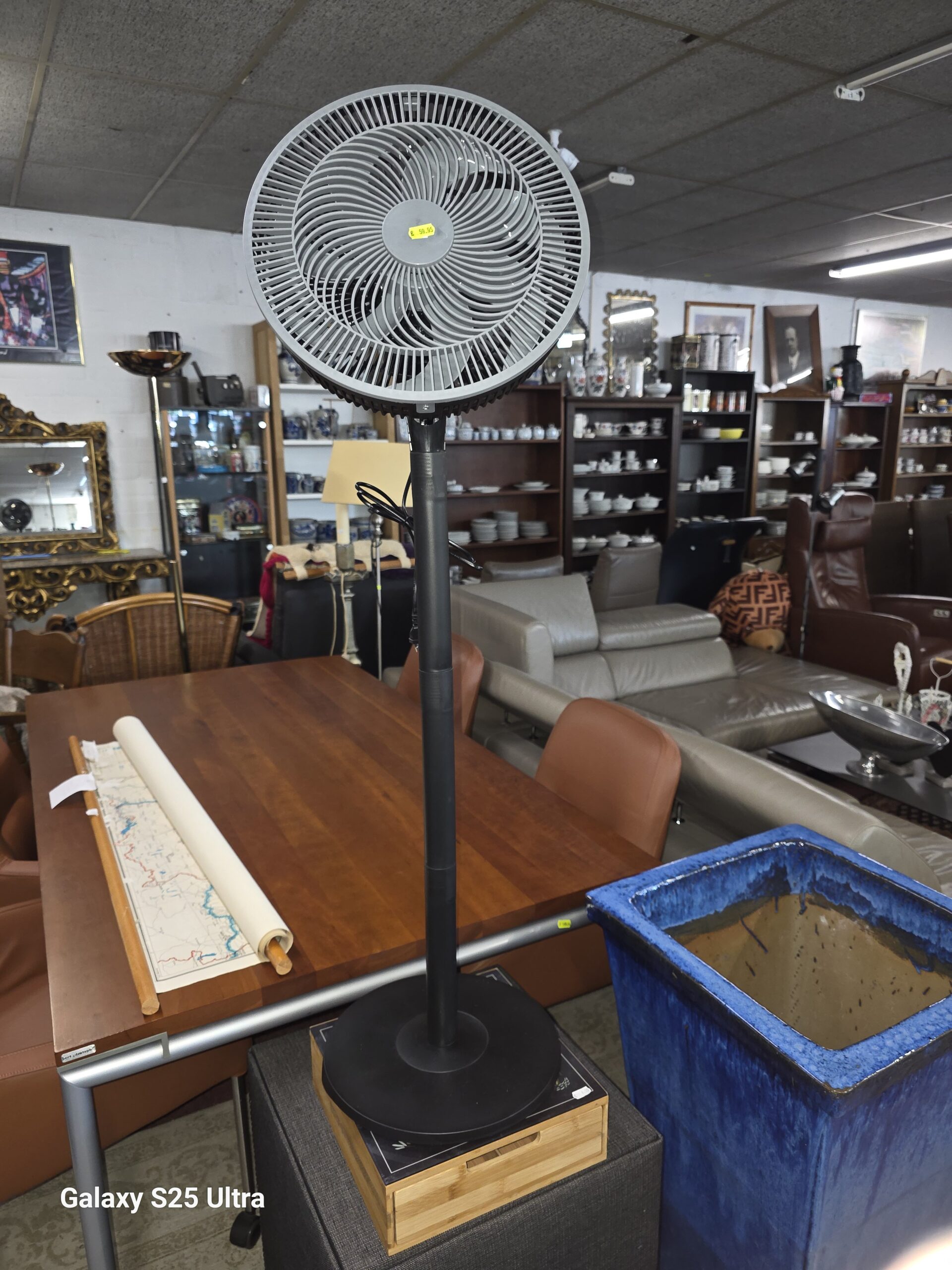 Staande Turbo Ventilator 12" – 75W – Verstelbaar – Zwart/Grijs - Afbeelding 3