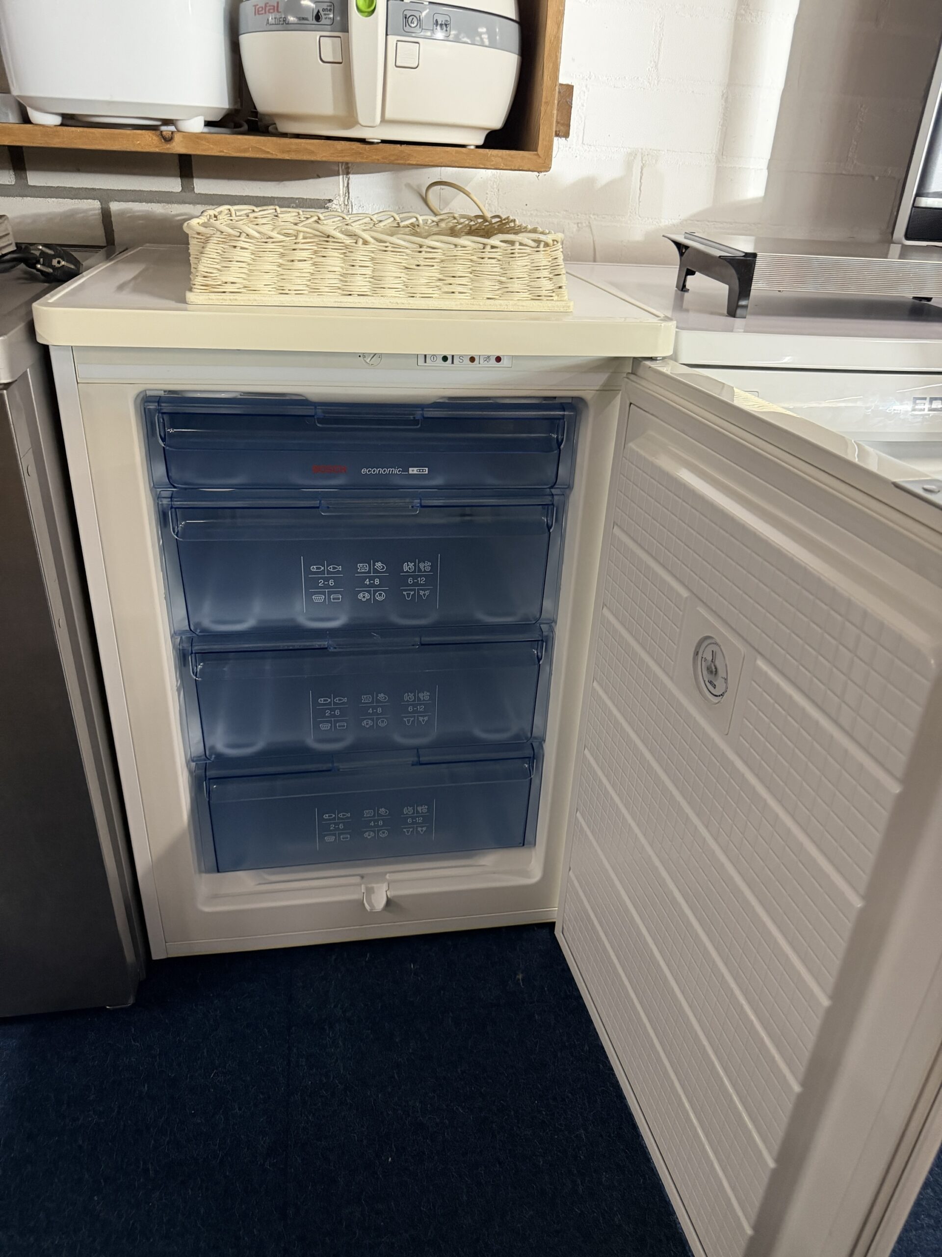 Bosch Exclusiv vrieskast met 4 laden – wit - Afbeelding 2