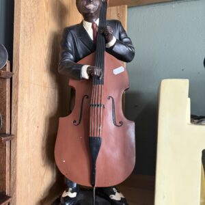 Vintage decoratief jazzmuzikant beeld met contrabas